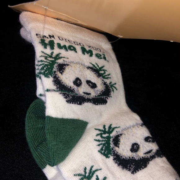 RARE ‘99 NWT! San Diego CA🐼Zoo Hua Mei Panda Baby Socks For Bare Feet Originals - Picture 6 of 6